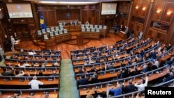 Deputetët duke votuar për zgjedhjen e Dimal Bashës në postin e kryeparlamentarit. 26 gusht 2025. 