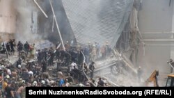 Росія вдарила по дитячій лікарні «Охматдит»: наслідки масованої атаки РФ на столицю (фотогалерея)