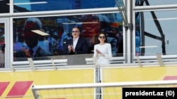 Իլհամ և Մեհրիբան Ալիևները հետևում են «Ֆորմուլա 1 Ադրբեջան»-ի գրան պրիի մրցումներին, ապրիլ, 2023թ.