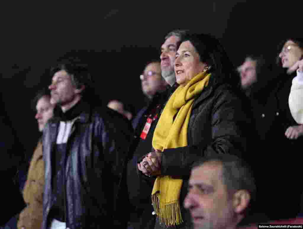 ... и президент страны Саломе Зурабишвили