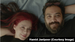 ۳۰۰ سینماگر در بیانیهٔ خود اعلام کردند در برابر «این سرکوب» در کنار مریم مقدم و بهتاش صناعی‌ها ایستاده‌اند