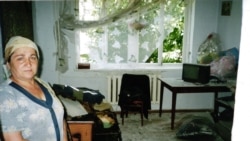 Iалхан-Йурт, Оьрсийчоьнан эскарша "спецопераци" дIайаьхьначул а тIаьхьа. Эстемирова Наташин сурт, бакъоларйаран "Мемориал" центран архив