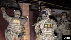  ФСБ Росії під час затримання ймовірних учасників організації «Хізб ут-Тахрір аль-Ісламі» в Криму, архівне фото