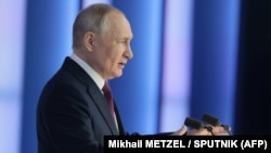 «Під покровом ночі не видно місто, яке повністю зруйнувала армія Путіна», – Міністерство оборони України. Ілюстративне фото Володимира Путіна