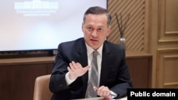 Комил Алламжонов занимал ключевые посты в администрации президента Шавката Мирзияева до своей отставки в сентябре.