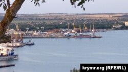 В окупованій Росією Керчі пролунали вибухи в районі суднобудівного заводу (фото ілюстративне)