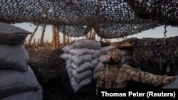 Піхотинець 58-ї ОМПБр ЗСУ на позиціях у Донецькій області, 13 квітня 2024 року