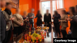 Elmax кардарлары үчүн уюштурган кече