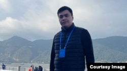 Бекетай Мухтар, Бээжин, Кытай.