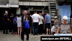 Հացի հերթ Լեռնային Ղարաբաղում, արխիվ