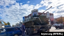 Російська військова техніка у Керчі, ілюстративне фото