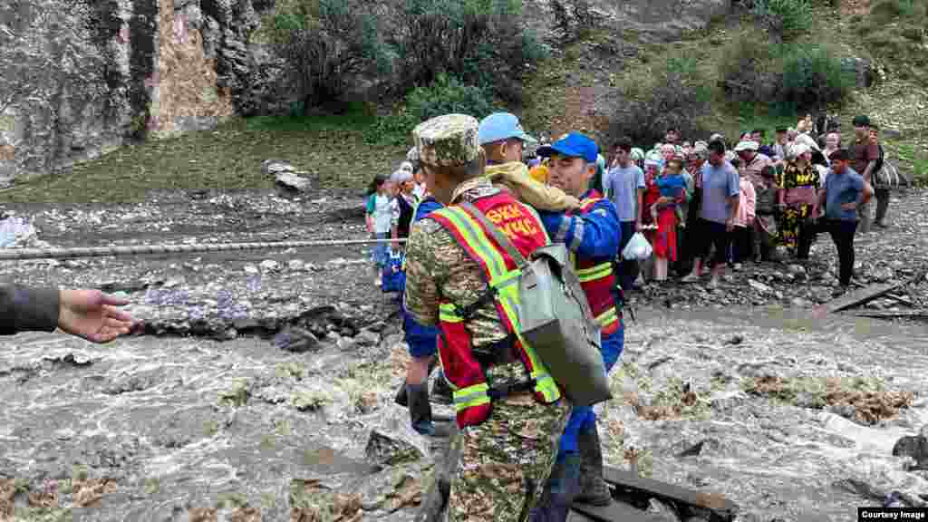 Элди куткаруу иштери.&nbsp;