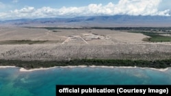 "Асман" шаары курула турган жер. Сүрөт  2023-жылдын 30-июнунда тартылган жана президенттин маалымат кызматына тиешелүү.  