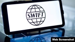 Еврокомиссия консультируется со странами-членами ЕС, но сроки принятия решения пока не определены