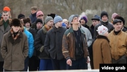 В некоторых странах сериал «Слово пацана. Кровь на асфальте» раскритиковали за романтизацию подростковой преступности и запретили к показу.