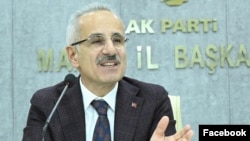 Թուրքիայի տրանսպորտի նախարար Աբդուլքադիր Ուրալօղլու, արխիվ