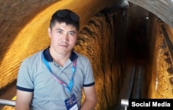 Дастанбек Разак уулу