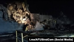 Наслідки ураження ракетоносія «Аскольд» (проєкт «Каракурт») на заводі «Залив» в анексованій РФ Керчі, фото розміщено Страткомом ЗСУ 6 листопада 2023 року