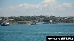 Малий ракетний корабель проєкту 21631 «Буян-М» заходить до Севастопольської бухти 23 липня 2022 року