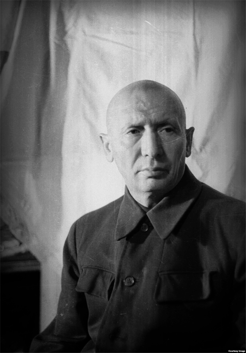 İcadına talap olmağanı içün fotoressam yıllar devamında depressiyada edi. Penson 1959 senesi Taşkentte vefat etti. Fotoresimleri bugünge qadar saqlanıp qaldı. 50 biñ resimden ibarettir