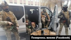 З 2014 року фонд «Повернись живим» допомагає українським бійцям 