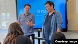 Стив Свердлов (слева) и Болот Темиров. 