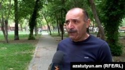 Իրավապաշտպան Վարդան Հարությունյանը զրուցում է «Ազատության» հետ, արխիվ