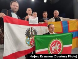 Форумда катнашучылар