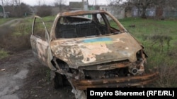 На вулицях Снігурівки досі залишаються розбиті автомобілі