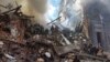 У ДСНС додали, що роботи щодо розбору руйнувань і пошуку постраждалих продовжуються
