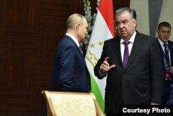 Эмомалӣ Раҳмон ва Владимир Путин. Остона, 13-уми октябри 2022