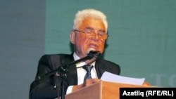 Алик Локманов