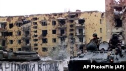 Йохийначу Соьлжа-ГIала оьрсийн салтий, 2004 шо