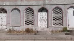 Власти закрыли в Душанбе книжные лавки с религиозной литературой 