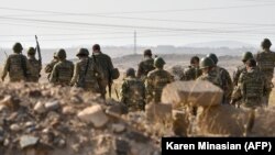 Հայ պահեստայինների ուսումնական վարժանք Ղարաբաղ մեկնելուց առաջ, Արմավիրի մարզ, 27 հոկտեմբերի, 2020թ. 