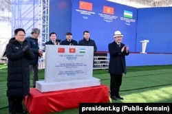 Церемонія початку будівництва залізниці Китай-Киргизстан-Узбекистан (архівне фото)