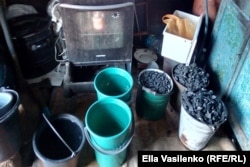 Вода і вугілля у відрах. Так живуть шахтарі Ростовської області Росії: безробіття і безнадія