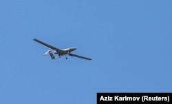 A Bayraktar TB2 during a demonstration flight at Baku's Teknofest on May 28.