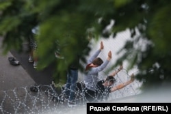 Затрыманыя каля сьцяны ў Савецкім РУУС Менску, 2020