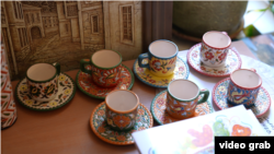 Унікальність стилю «Quru Isar» полягає в авторському переосмисленні традиційного народного орнаменту