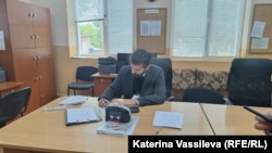 Кирил Петков дава обяснения по сигнал, подаден срещу него в село Огняново.