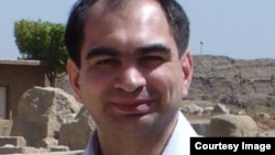 Амил Саркаров