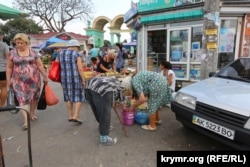 Сімферополь, вхід до Центрального ринку, архівне фото