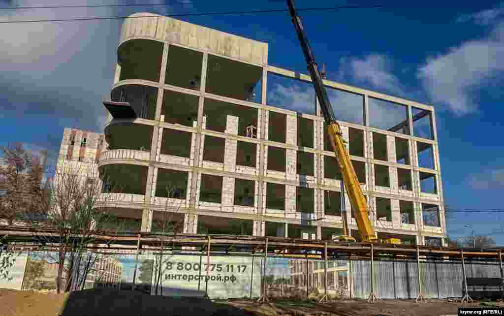 2025 senesiniñ soñuna qadar ticaret-ofis merkezi çalışıp başlamalı