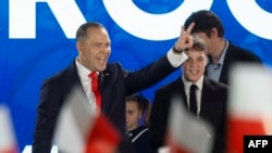 Кароль Навроцький, історик, який демонстрував підтримку президента США Дональда Трампа, переміг на президентських виборах у Польщі