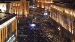 Bulgarians Return To Streets, Demanding New Government