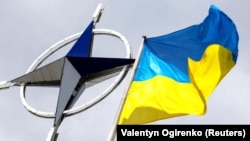 Речник МЗС України у відповідь на вимогу РФ скасувати обіцянку НАТО в Бухаресті наголосив, що Росії «не давали слово з цього питання»