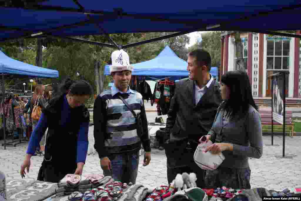 Белоснежные калпаки.