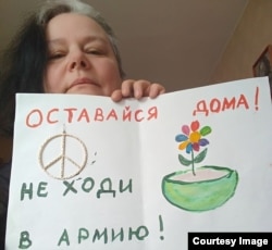 Елена Попова много лет боролась против призывного рабства