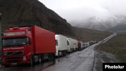 Еще перед вступлением в ВТО Россия подписала с Грузией соглашение об основных принципах таможенного администрирования и мониторинга торговли товарами